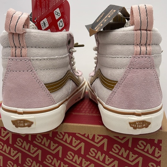 Vans WMNS Sk8-Hi Mte-2 Marshmallow/Multi
VN0A5HZZBP3 Lace Up Boots Cold Weather - Picture 14 of 16